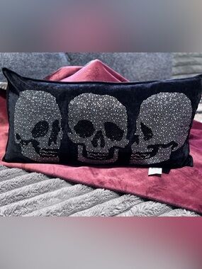NWT Magaschoni Home Black Silver Rhinestone Skull Decorative Pillow 12x24